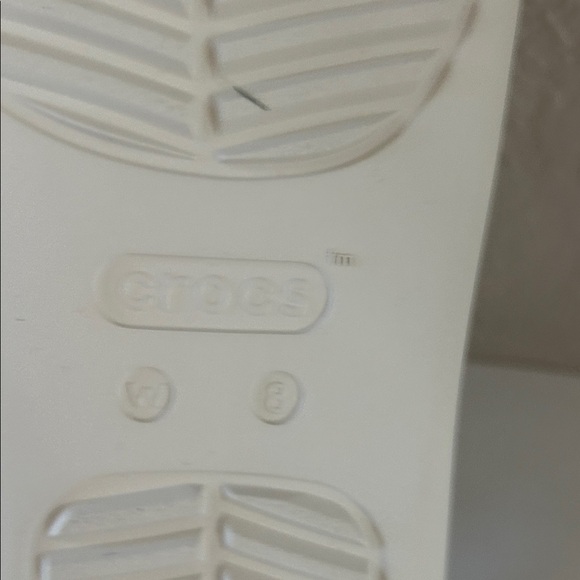 Women’s Off White Strappy Croc Slide Sandals - Picture 10 of 10